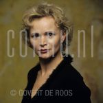 04-12-2001 Renee Soutendijk at studio in Amsterdam.

[keywords]Posed, Headshot, Eyecontact[/keywords]